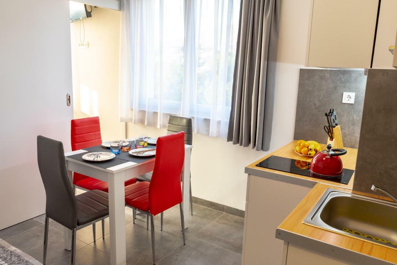 Apartmani Dalmacjia Grebaštica Eksteriør bilde